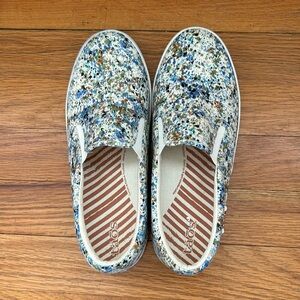 Taos Ladies Dandy Canvas Shoes size 7